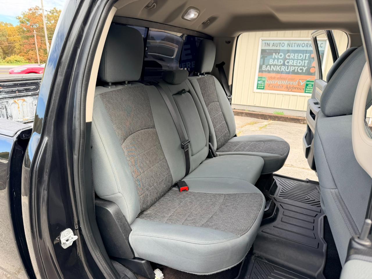 RAM 1500 SLT Crew Cab LWB 4WD 2017