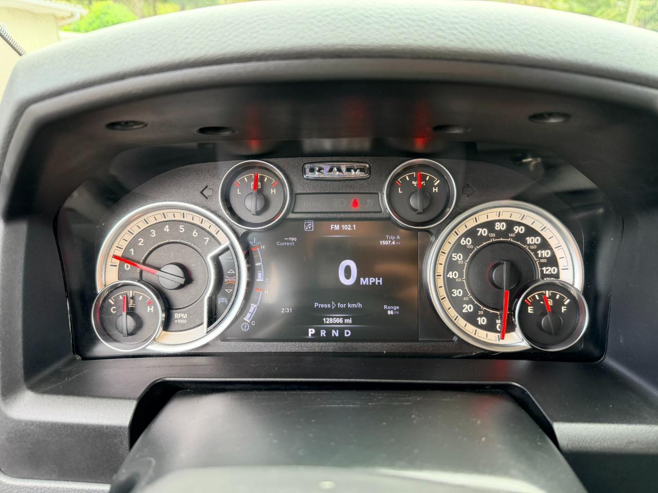 RAM 1500 SLT Crew Cab LWB 4WD 2017