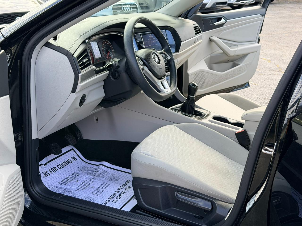 Volkswagen Jetta 1.4T S 6M 2019