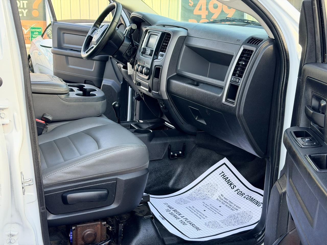 RAM 2500 Tradesman Crew Cab SWB 4WD 2016