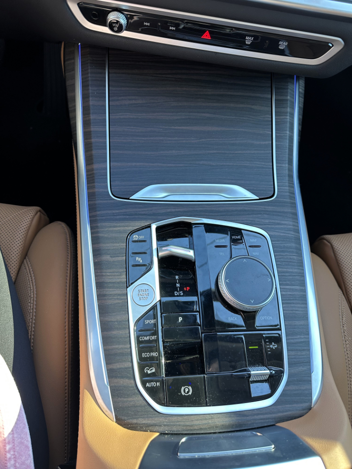 BMW X7 xDrive40i 2024