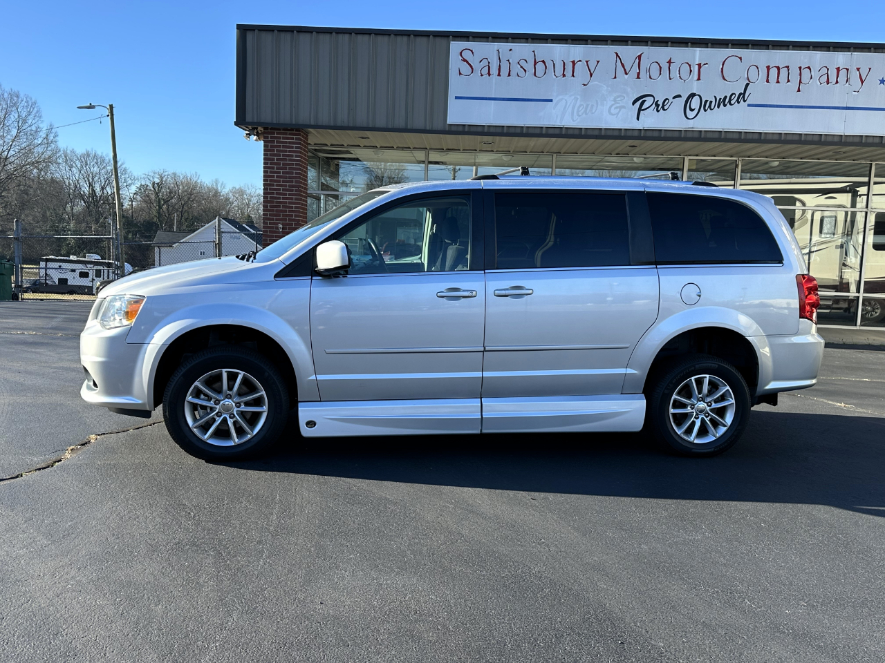 Dodge Grand Caravan Crew 2011