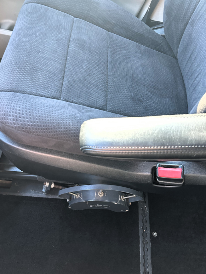 Dodge Grand Caravan Crew 2011