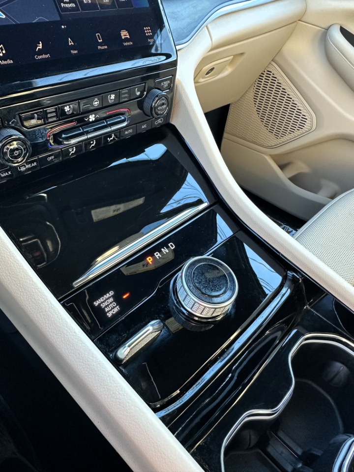 Jeep Grand Cherokee L Limited 4WD 2023