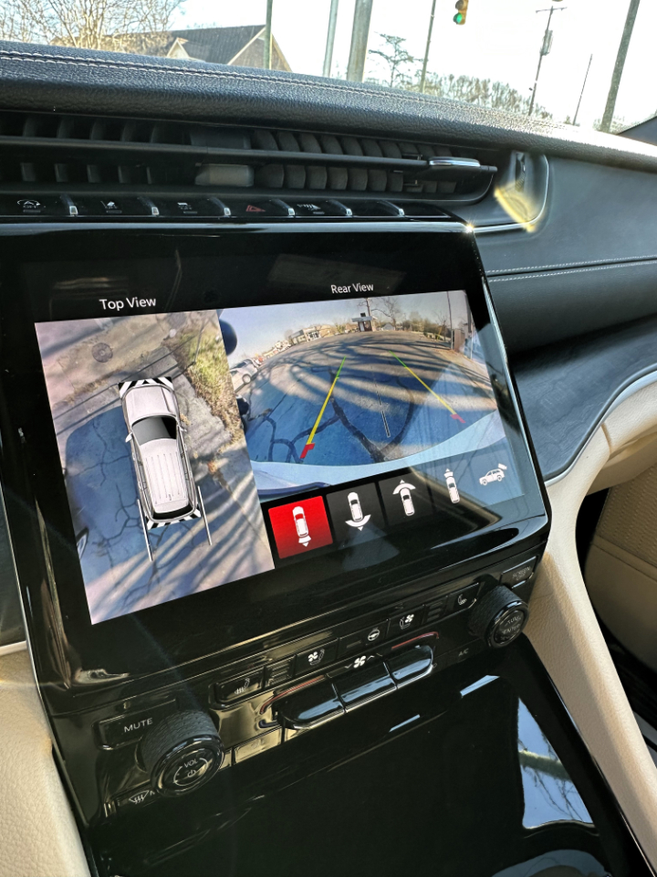 Jeep Grand Cherokee L Limited 4WD 2023