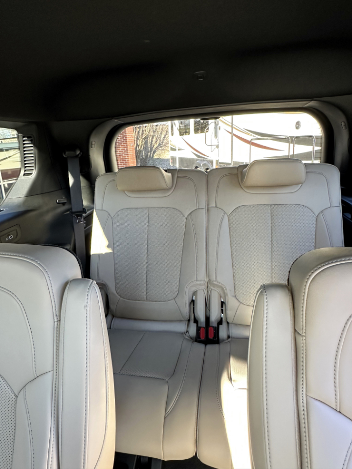 Jeep Grand Cherokee L Limited 4WD 2023