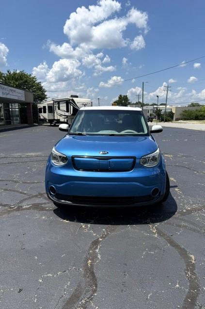 Kia Soul EV Base 2015