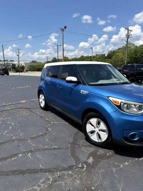 Kia Soul EV Base 2015