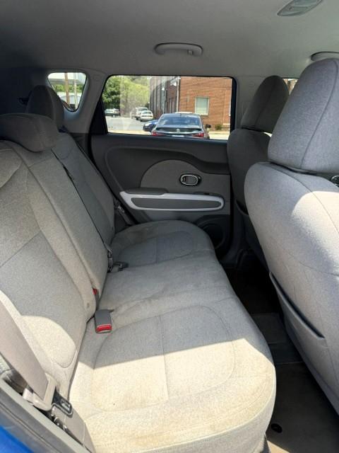 Kia Soul EV Base 2015