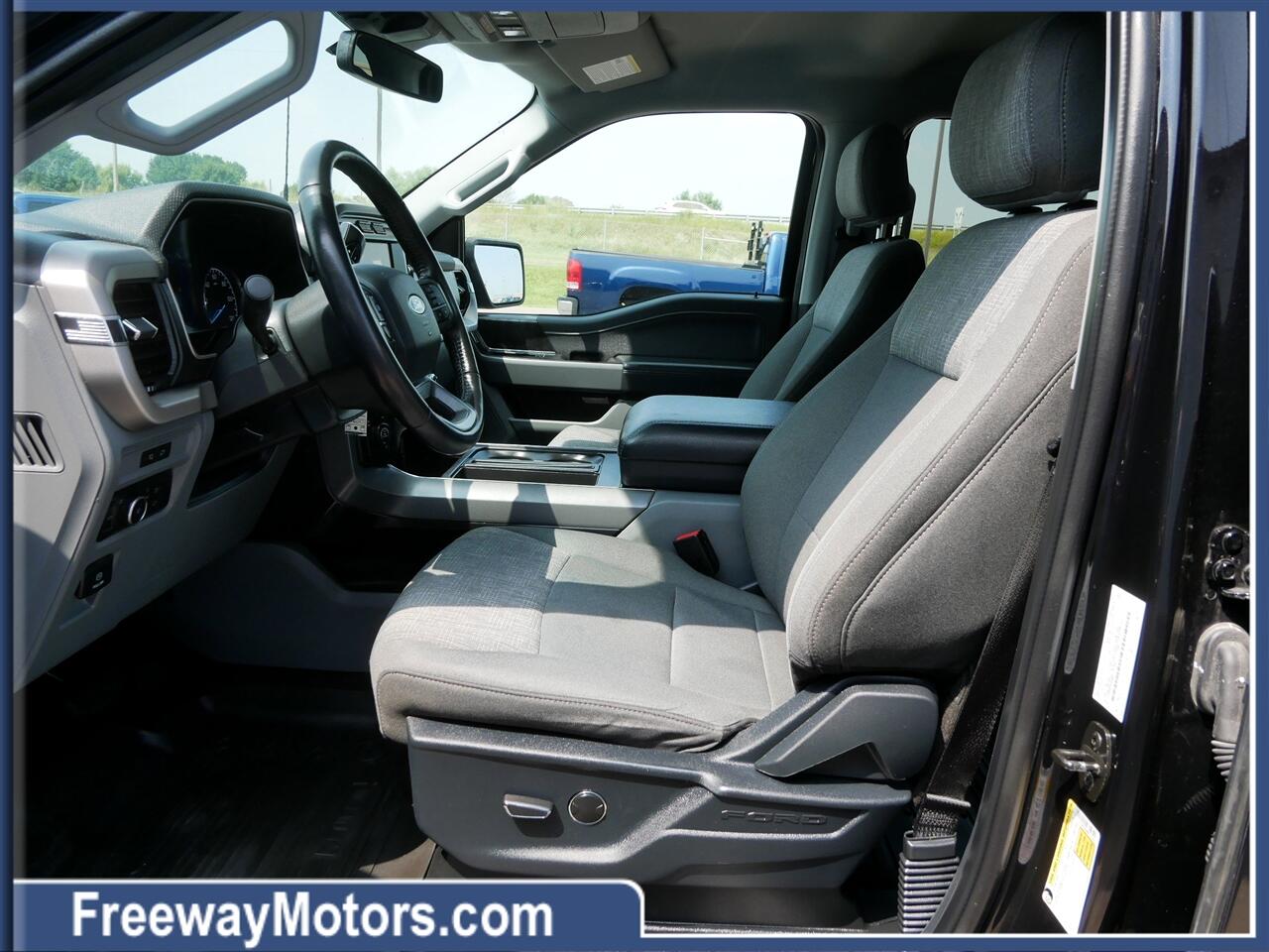 Ford F-150 XLT SuperCrew 5.5-ft. Bed 4WD 2021 Ford F-150 XLT SuperCrew 5.5-ft. Bed 4WD 2021