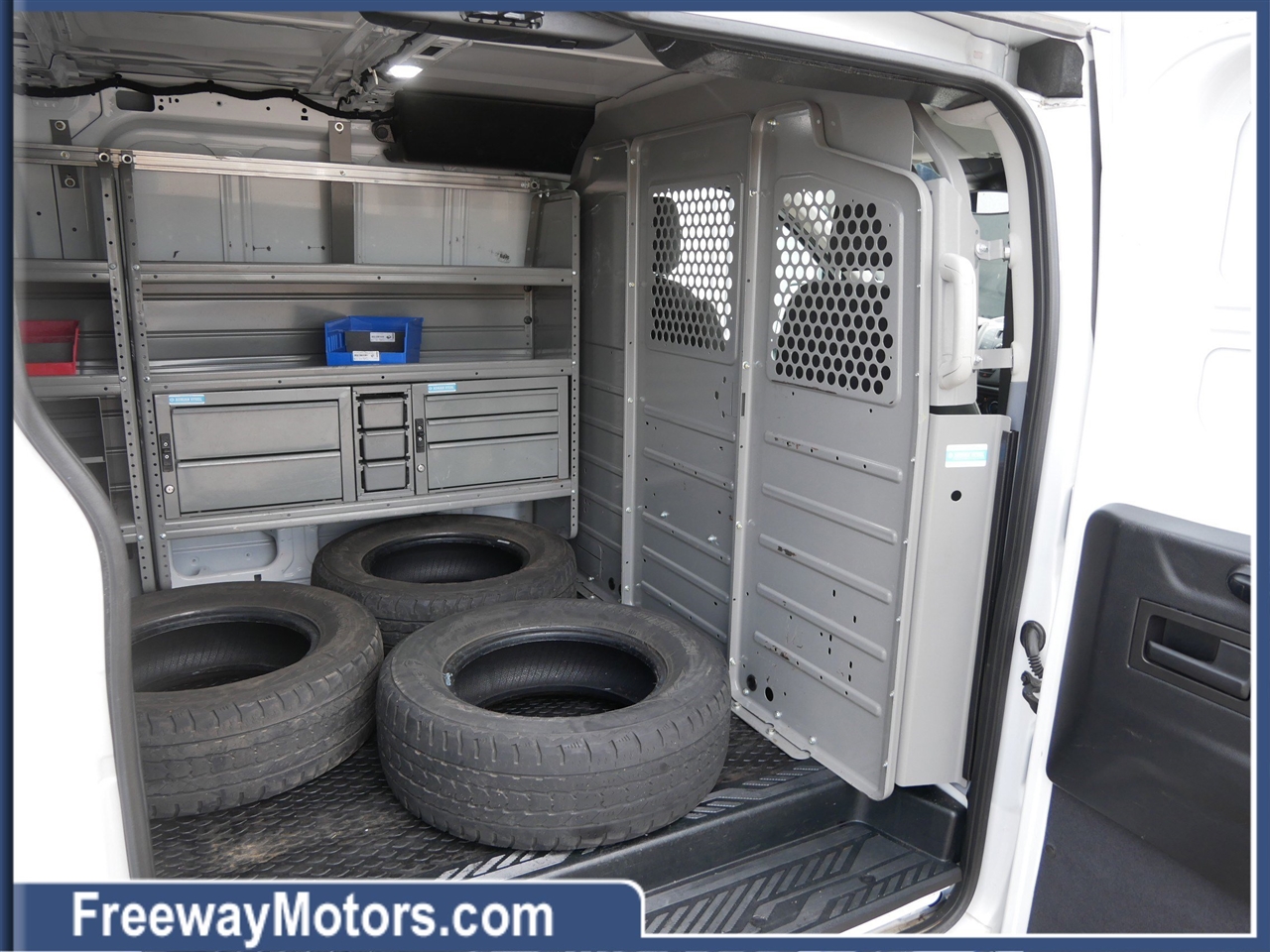 Ford Transit 150 Van Low Roof 60/40 Pass. 130-in. WB 2019 Ford Transit 150 Van Low Roof 60/40 Pass. 130-in. WB 2019