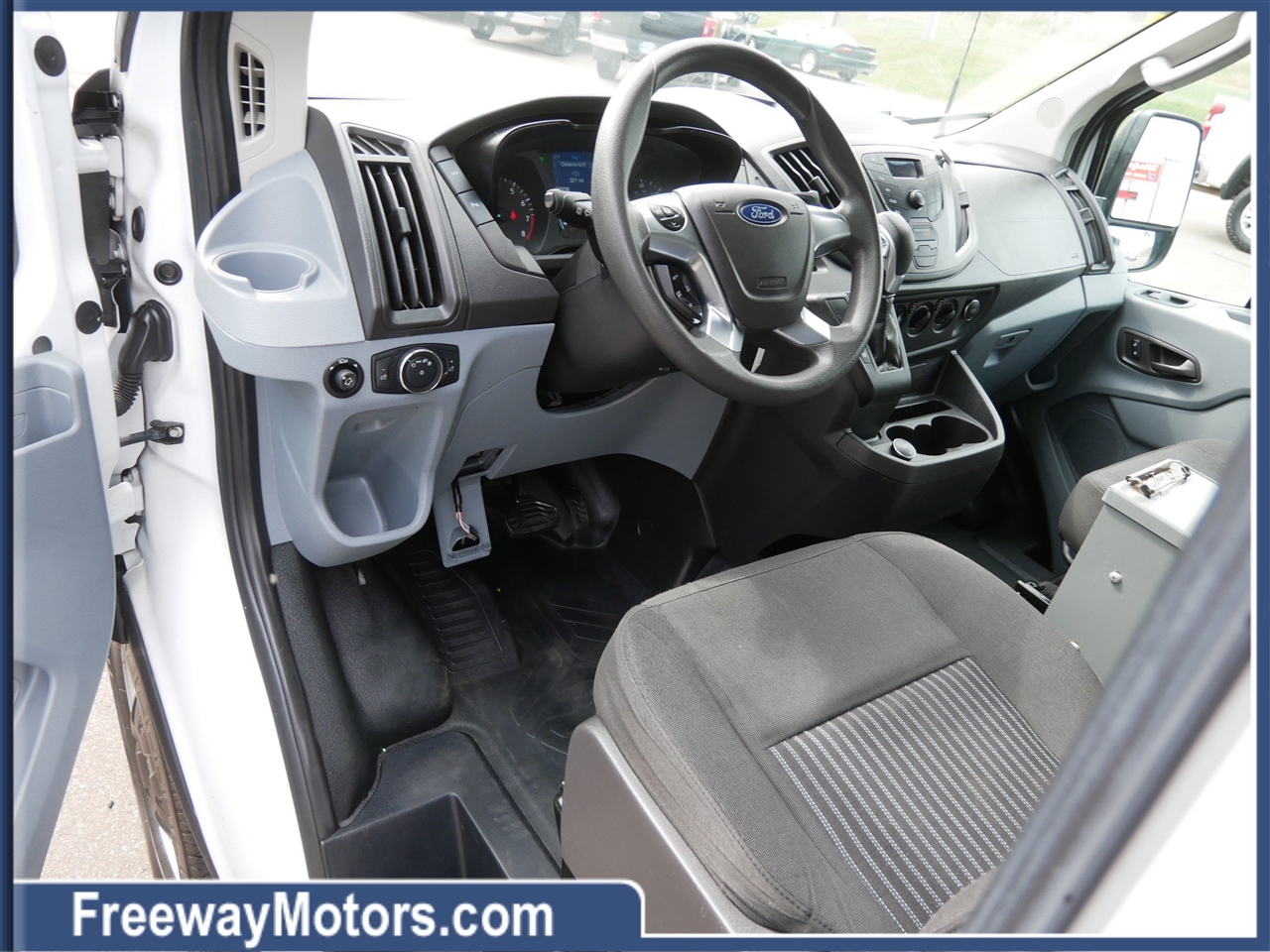 Ford Transit 150 Van Low Roof 60/40 Pass. 130-in. WB 2019 Ford Transit 150 Van Low Roof 60/40 Pass. 130-in. WB 2019