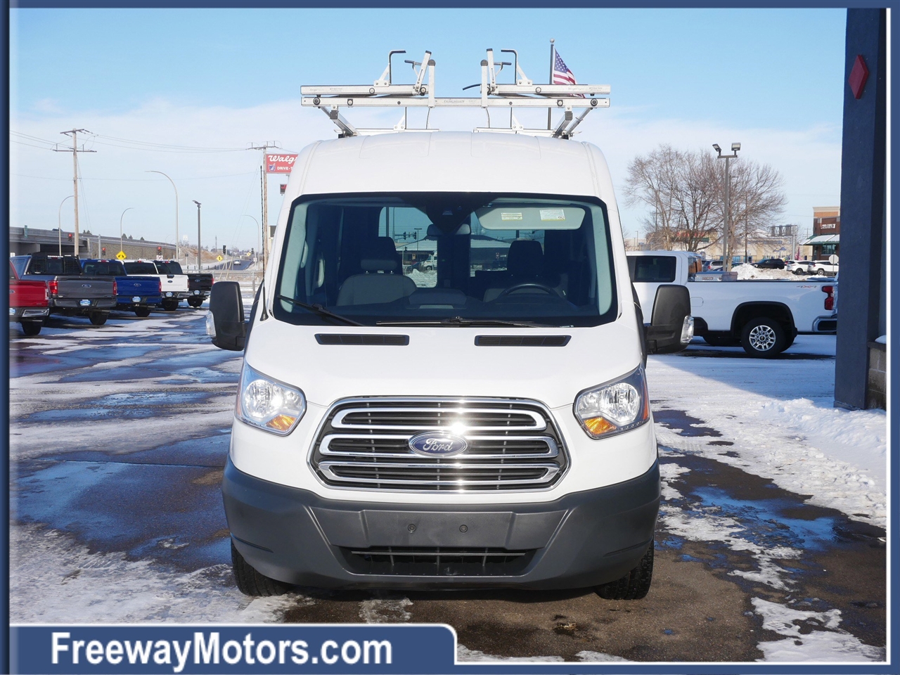 Ford Transit Passenger Wagon T-150 130" Med Roof XLT Sliding RH Dr 2018