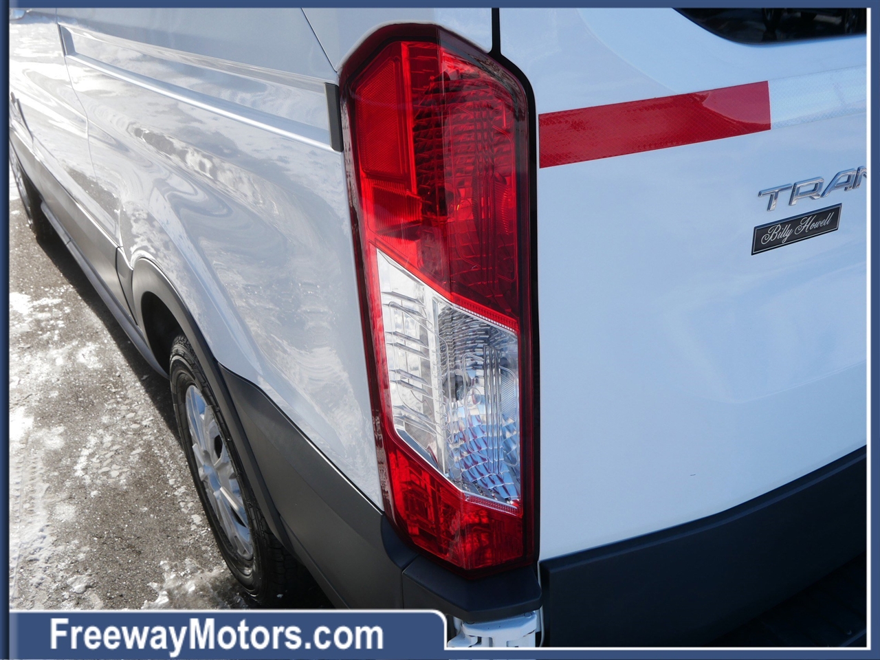 Ford Transit Passenger Wagon T-150 130" Med Roof XLT Sliding RH Dr 2018