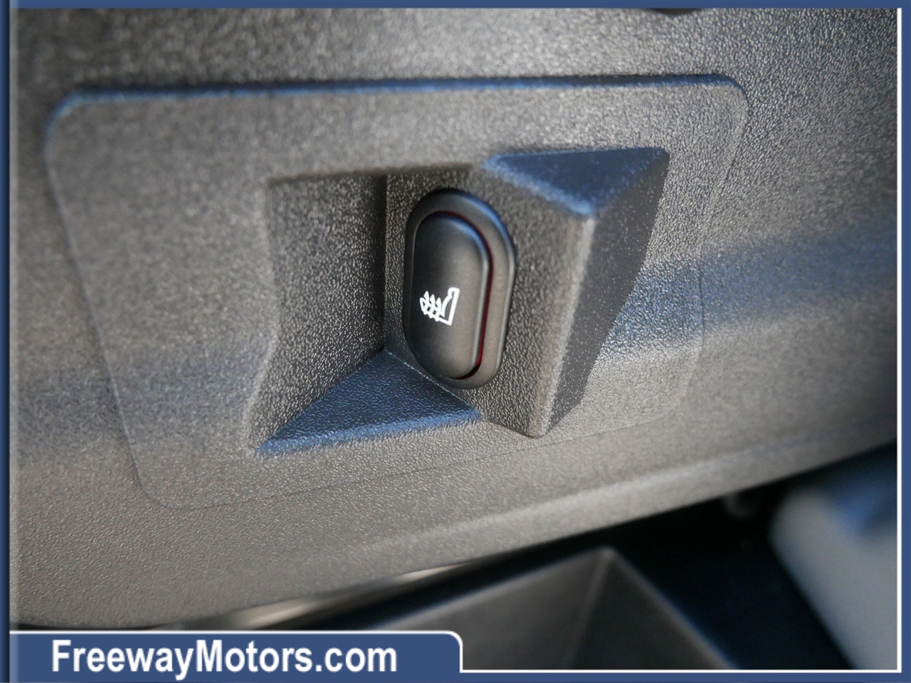 Ford Transit Passenger Wagon T-150 130" Med Roof XLT Sliding RH Dr 2018