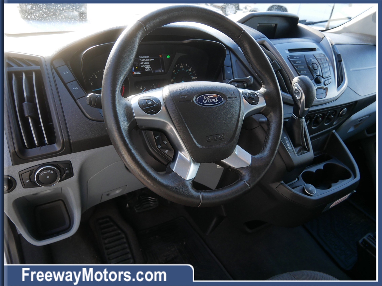 Ford Transit Passenger Wagon T-150 130" Med Roof XLT Sliding RH Dr 2018