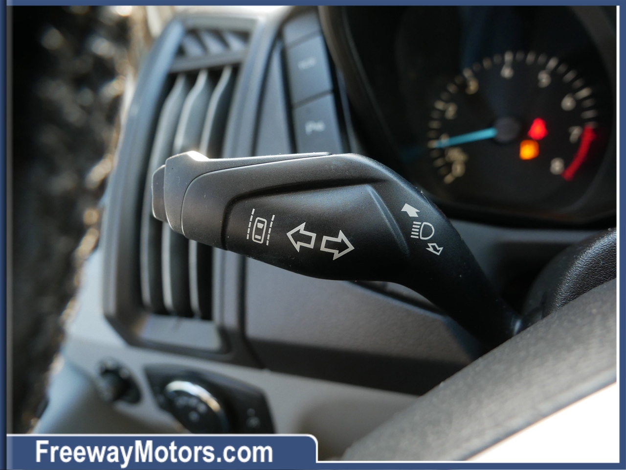 Ford Transit Passenger Wagon T-150 130" Med Roof XLT Sliding RH Dr 2018