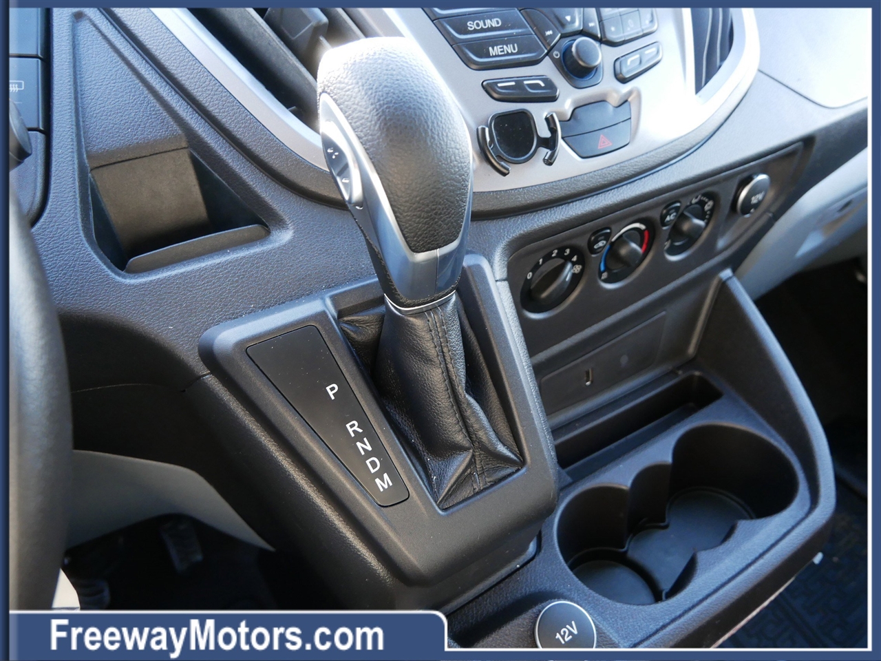 Ford Transit Passenger Wagon T-150 130" Med Roof XLT Sliding RH Dr 2018