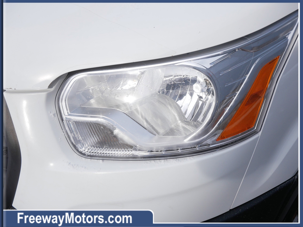 Ford Transit Cargo Van T-250 130" Med Rf 9070 GVWR RWD 2020