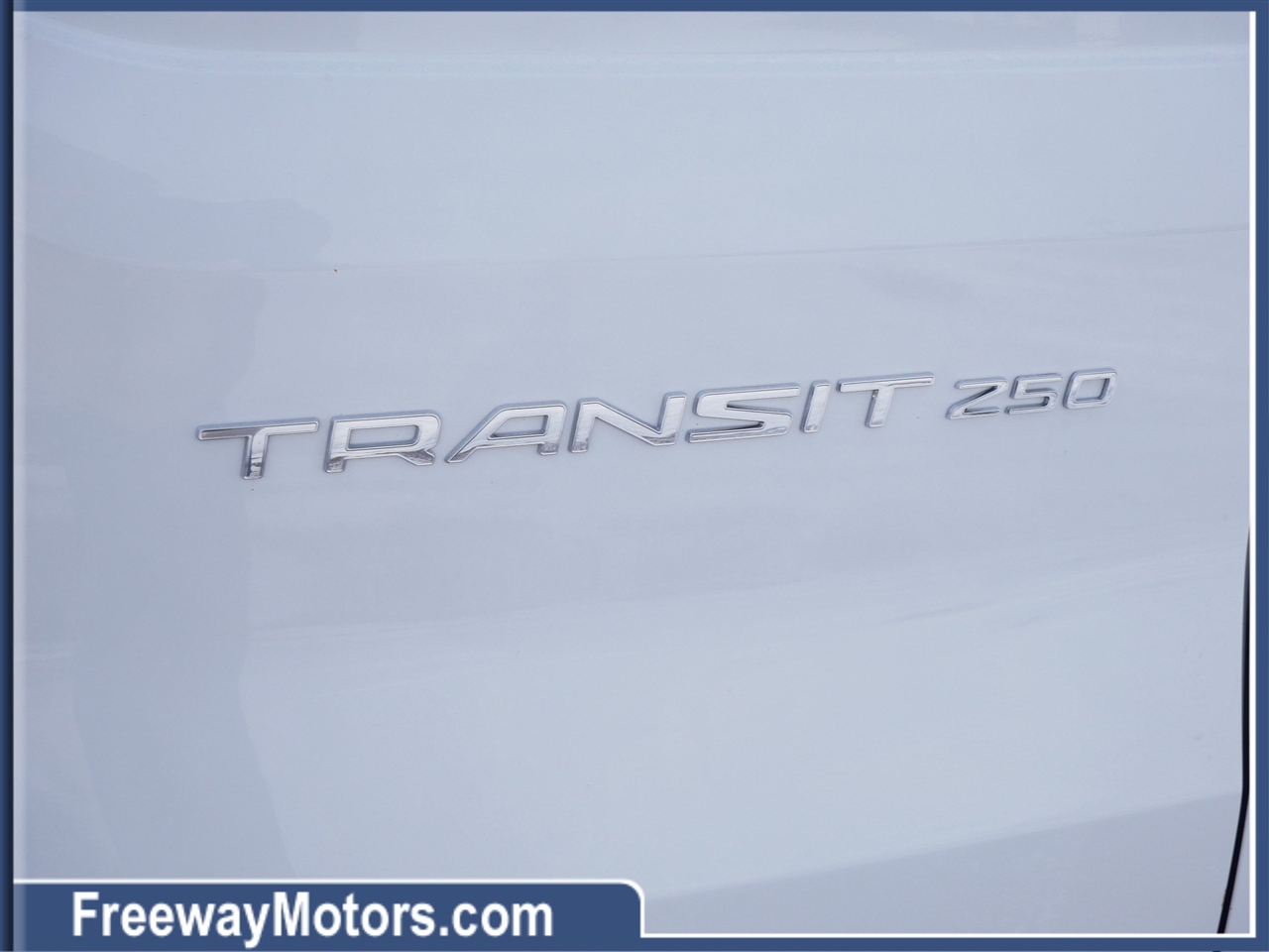 Ford Transit Cargo Van T-250 130" Med Rf 9070 GVWR RWD 2020