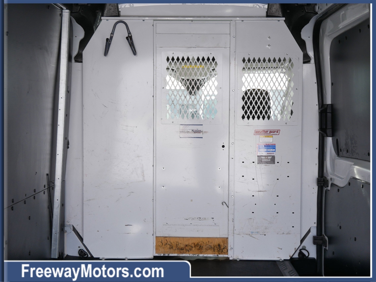 Ford Transit Cargo Van T-250 130" Med Rf 9070 GVWR RWD 2020