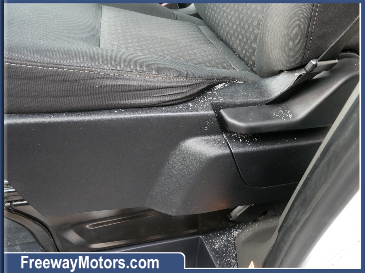 Ford Transit Cargo Van T-250 130" Med Rf 9070 GVWR RWD 2020