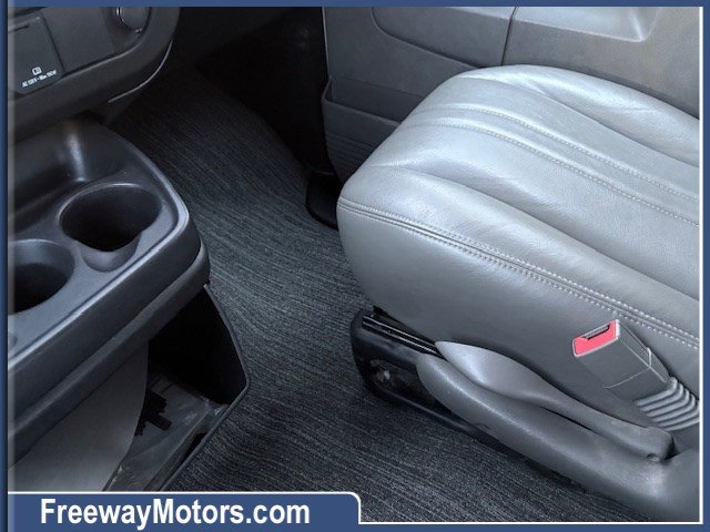 Chevrolet Express Cargo Van RWD 2500 155" 2022