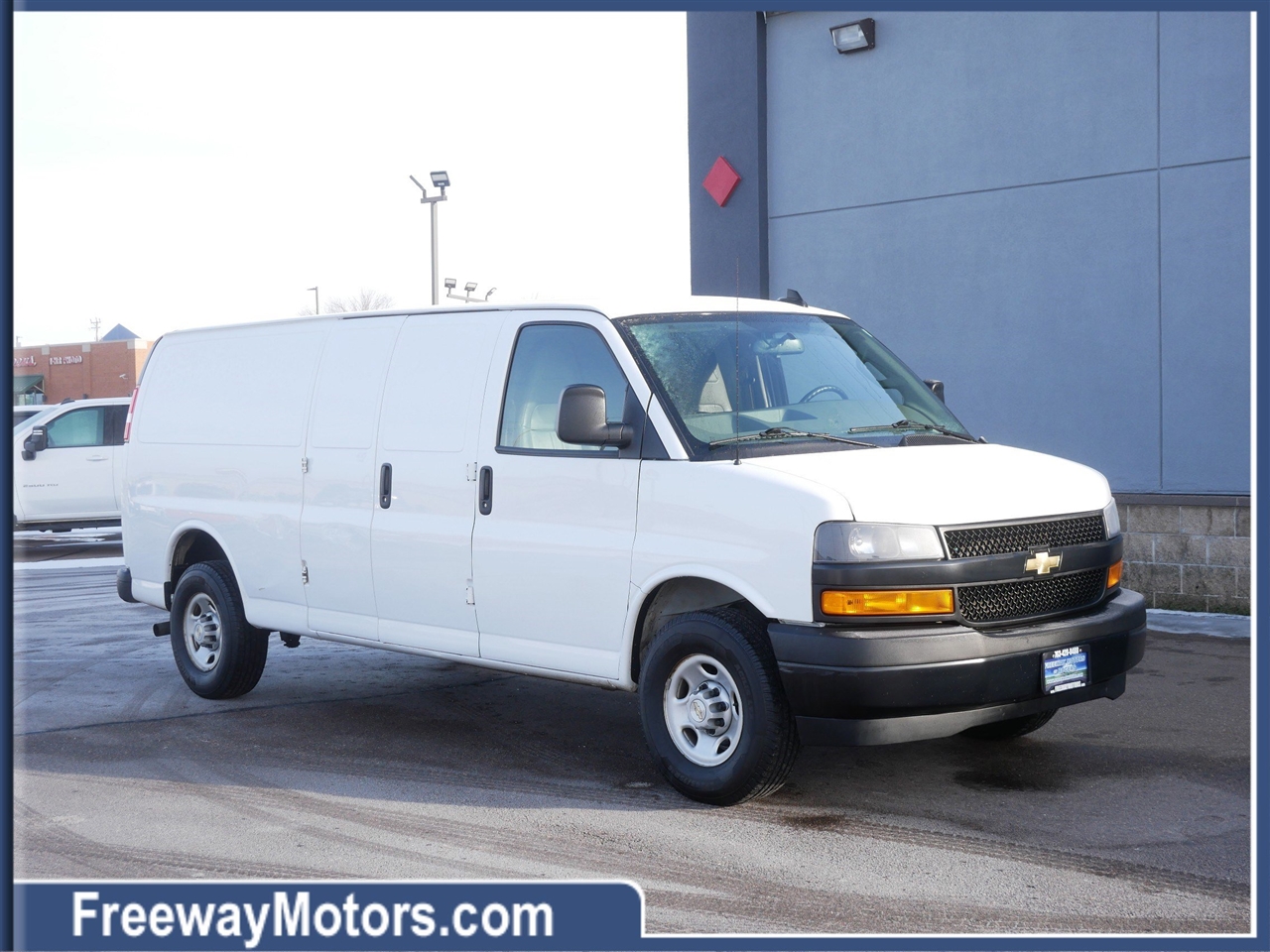 2022 Chevrolet Express Cargo Van RWD 2500 155"