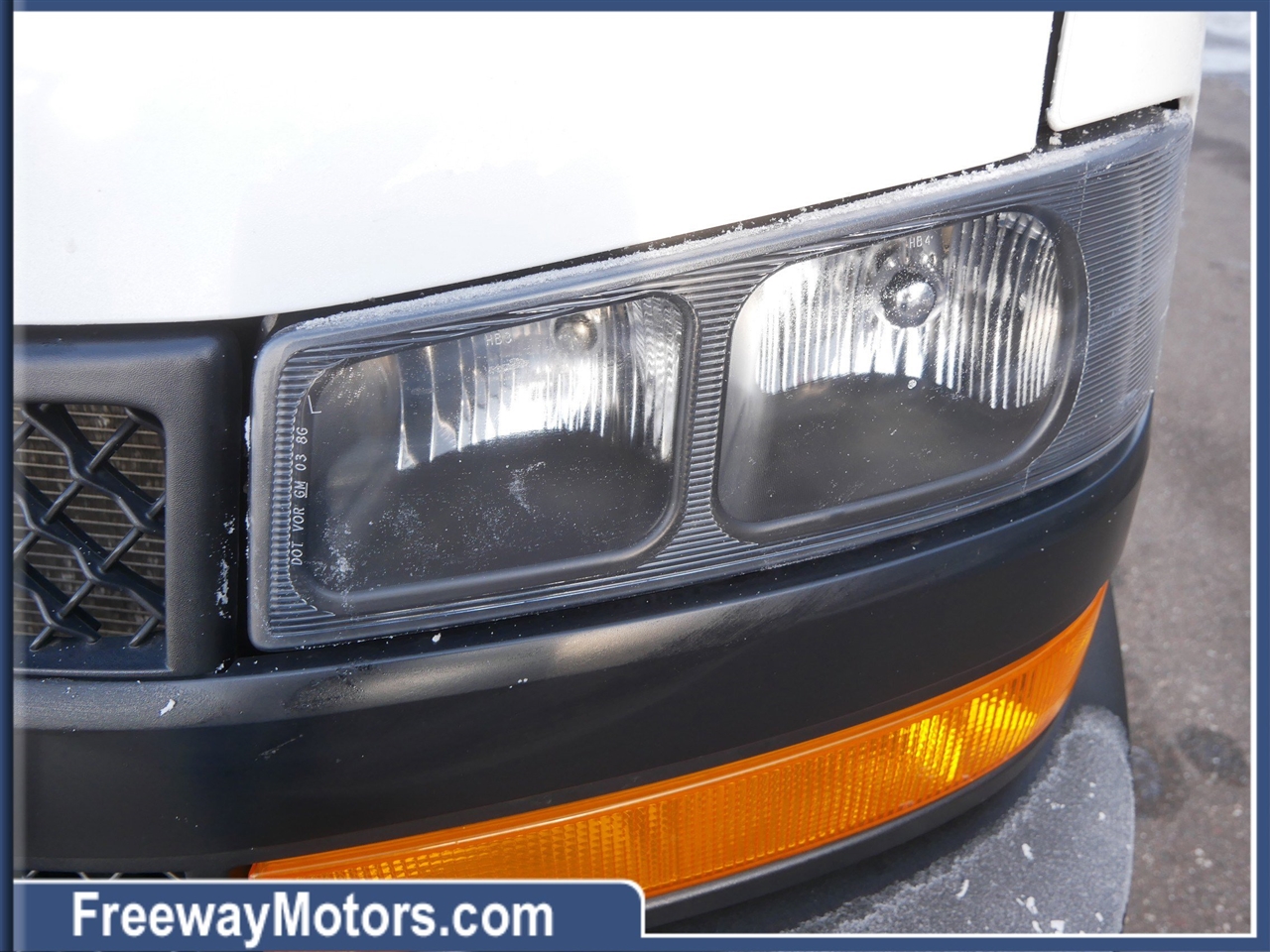 Chevrolet Express Cargo Van RWD 2500 155" 2022