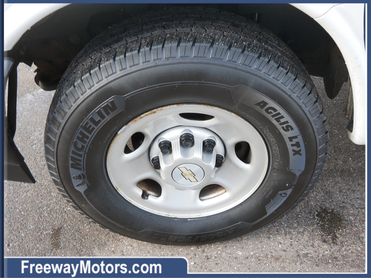 Chevrolet Express Cargo Van RWD 2500 155" 2022