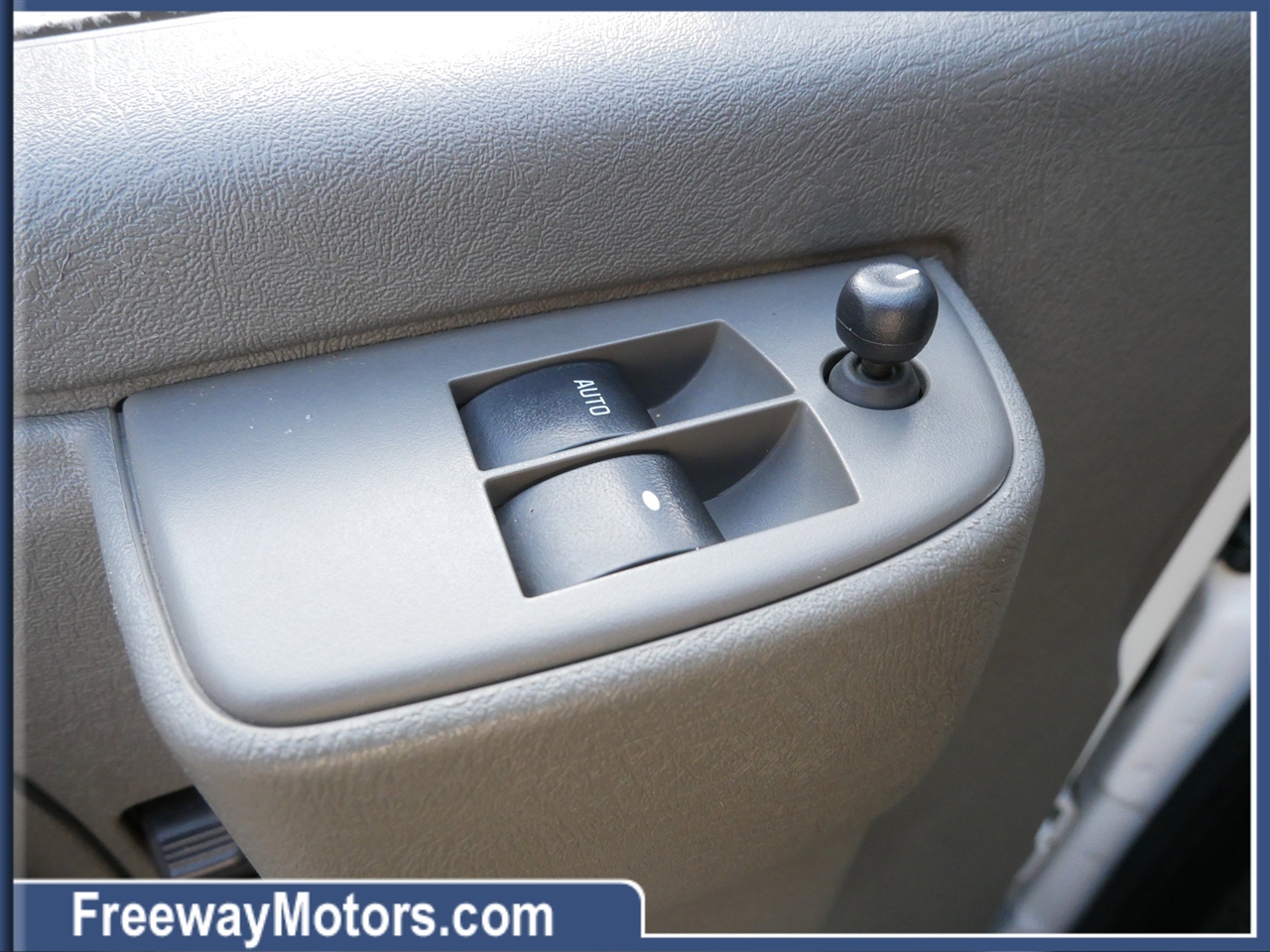 Chevrolet Express Cargo Van RWD 2500 155" 2022