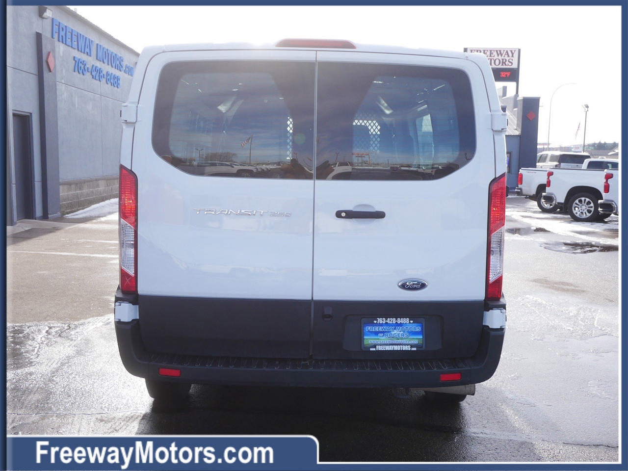 Ford Transit Cargo Van T-250 130" Low Rf 9070 GVWR RWD 2024