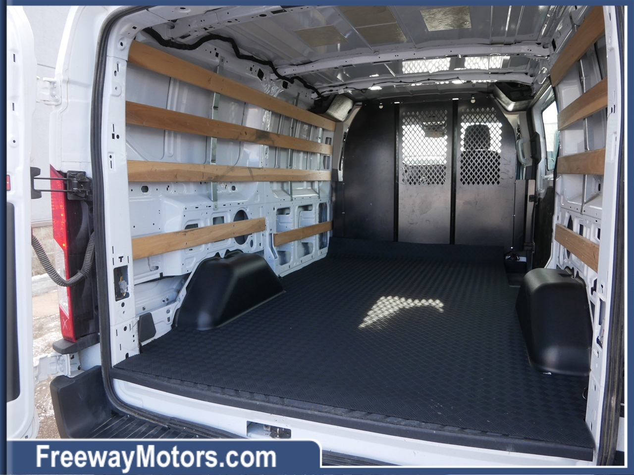 Ford Transit Cargo Van T-250 130" Low Rf 9070 GVWR RWD 2024