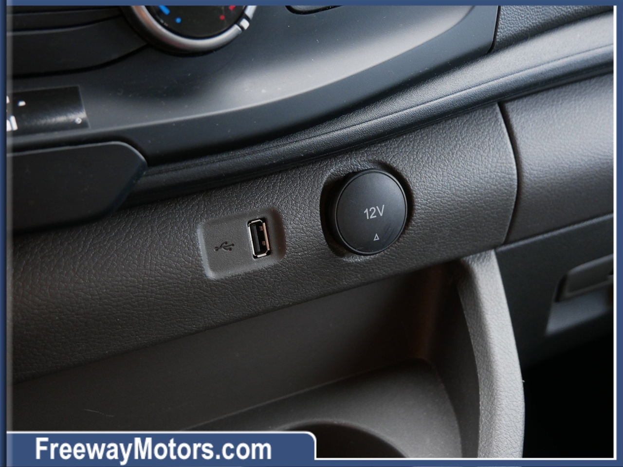 Ford Transit Cargo Van T-250 130" Low Rf 9070 GVWR RWD 2024