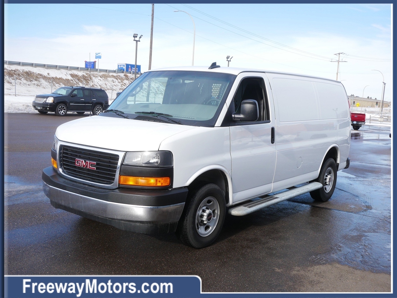 GMC Savana Cargo Van RWD 2500 135" 2024