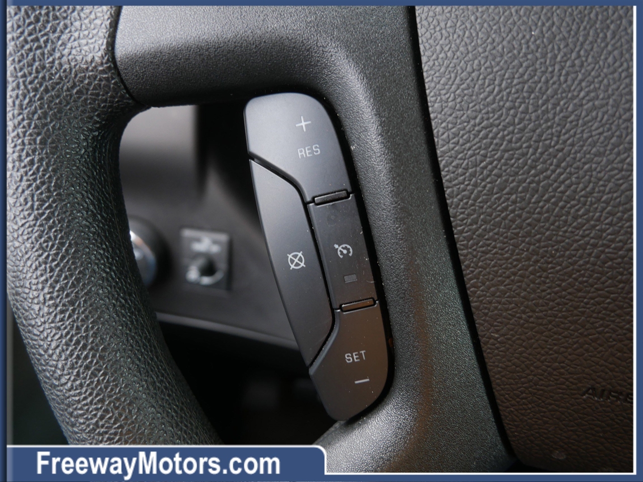 GMC Savana Cargo Van RWD 2500 135" 2024