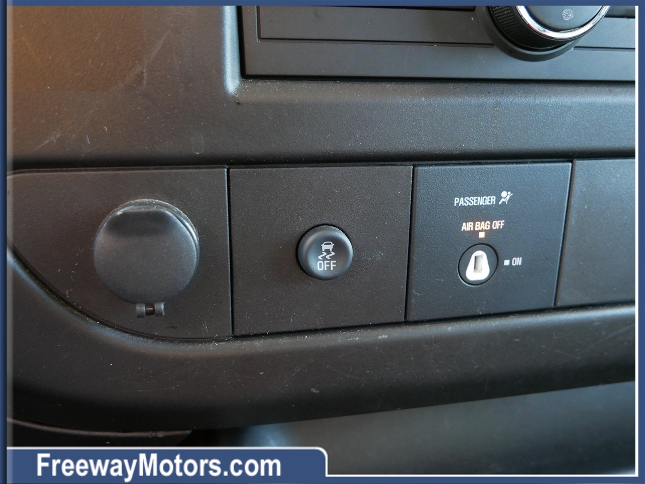 GMC Savana Cargo Van RWD 2500 135" 2024