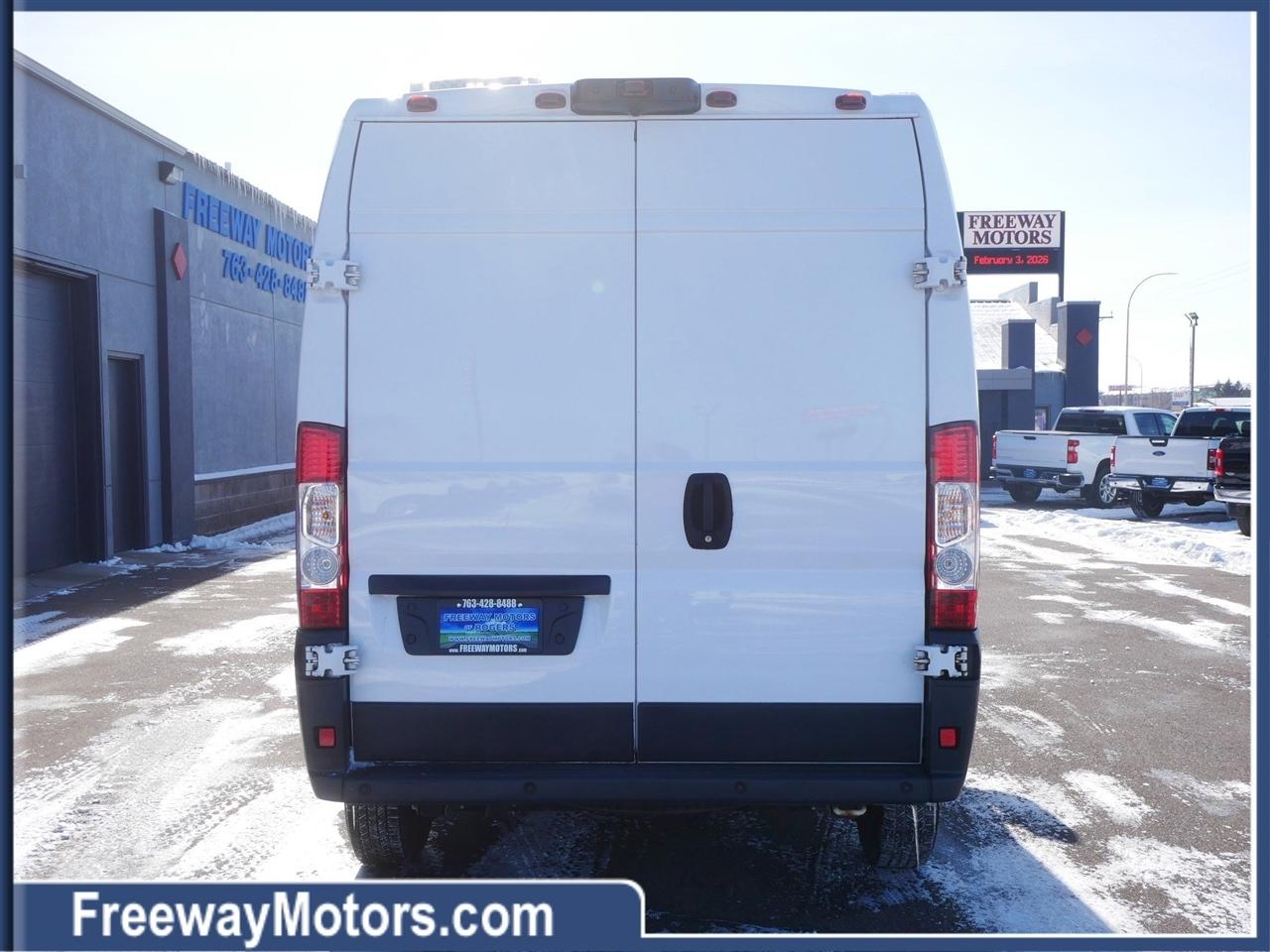 RAM ProMaster Cargo Van 2500 High Roof 136" WB 2018