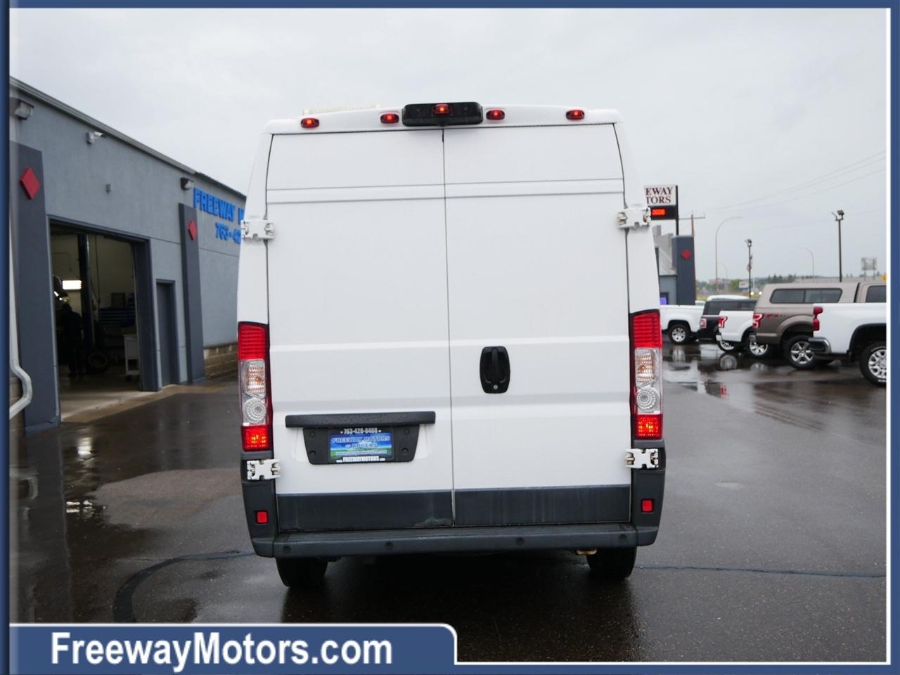 RAM ProMaster Cargo Van 2500 High Roof 136" WB 2018