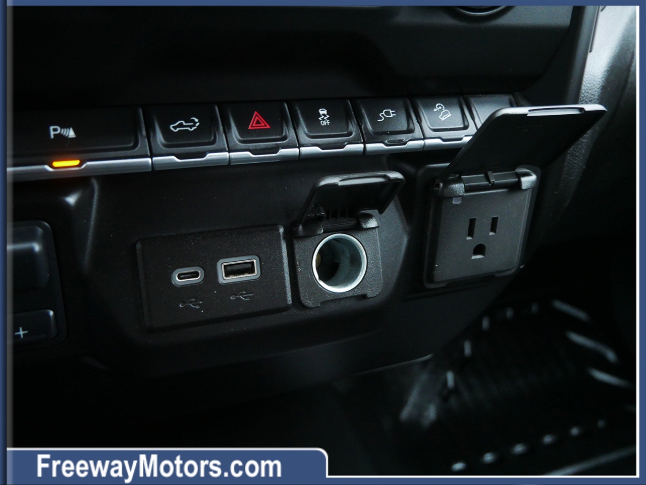 Chevrolet Silverado 2500HD 4WD Crew Cab 159" Work Truck 2023