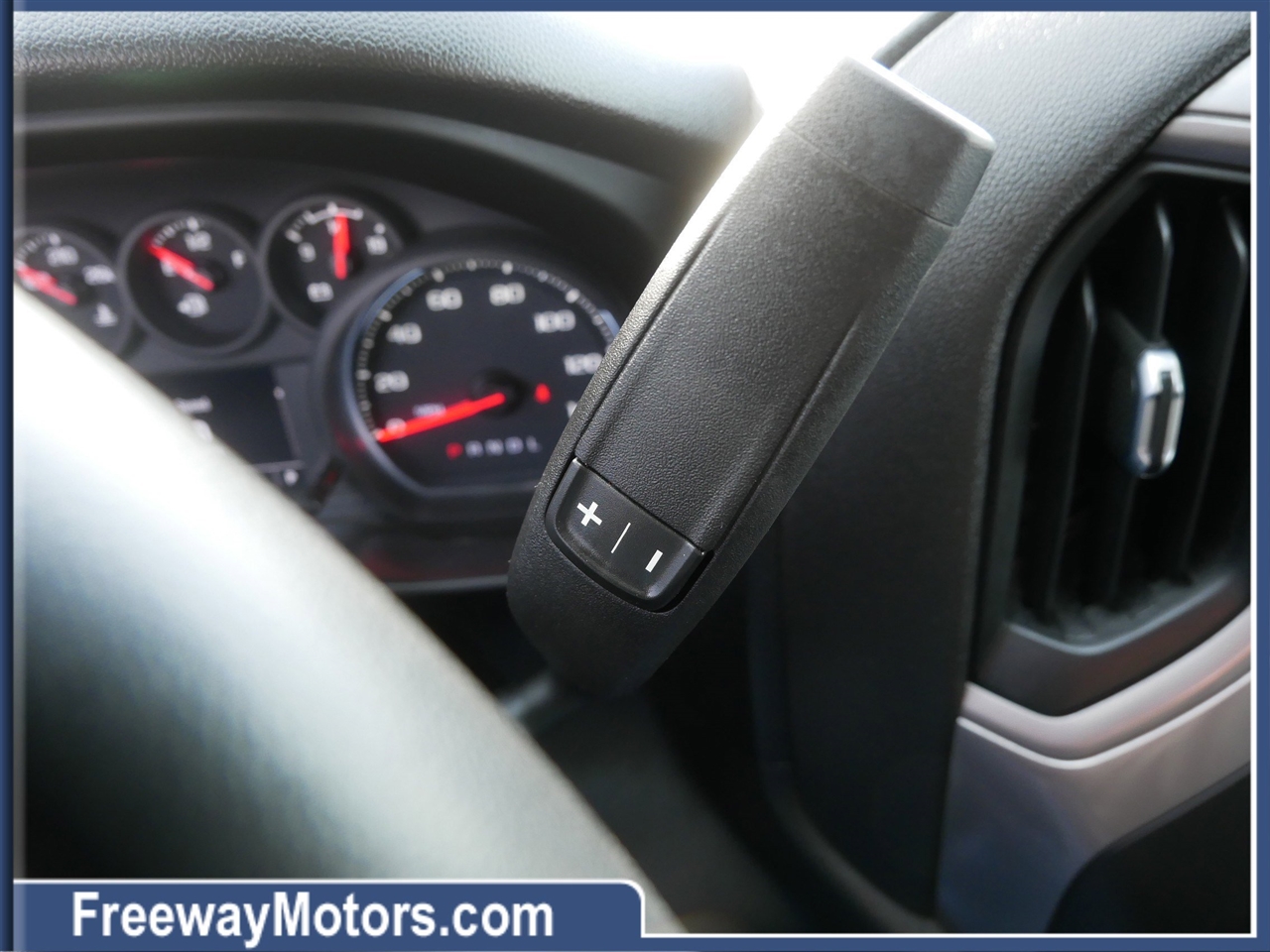 Chevrolet Silverado 2500HD 4WD Crew Cab 159" Work Truck 2022