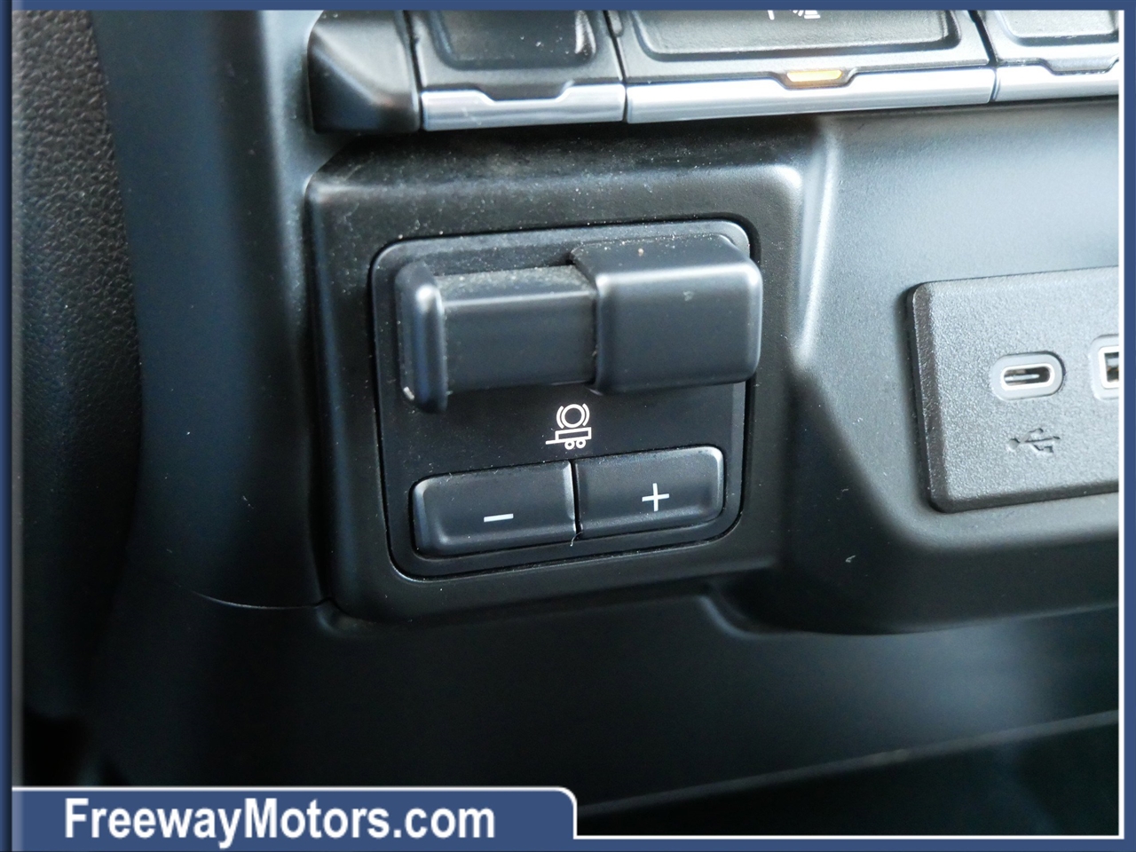 Chevrolet Silverado 2500HD 4WD Crew Cab 159" Work Truck 2022