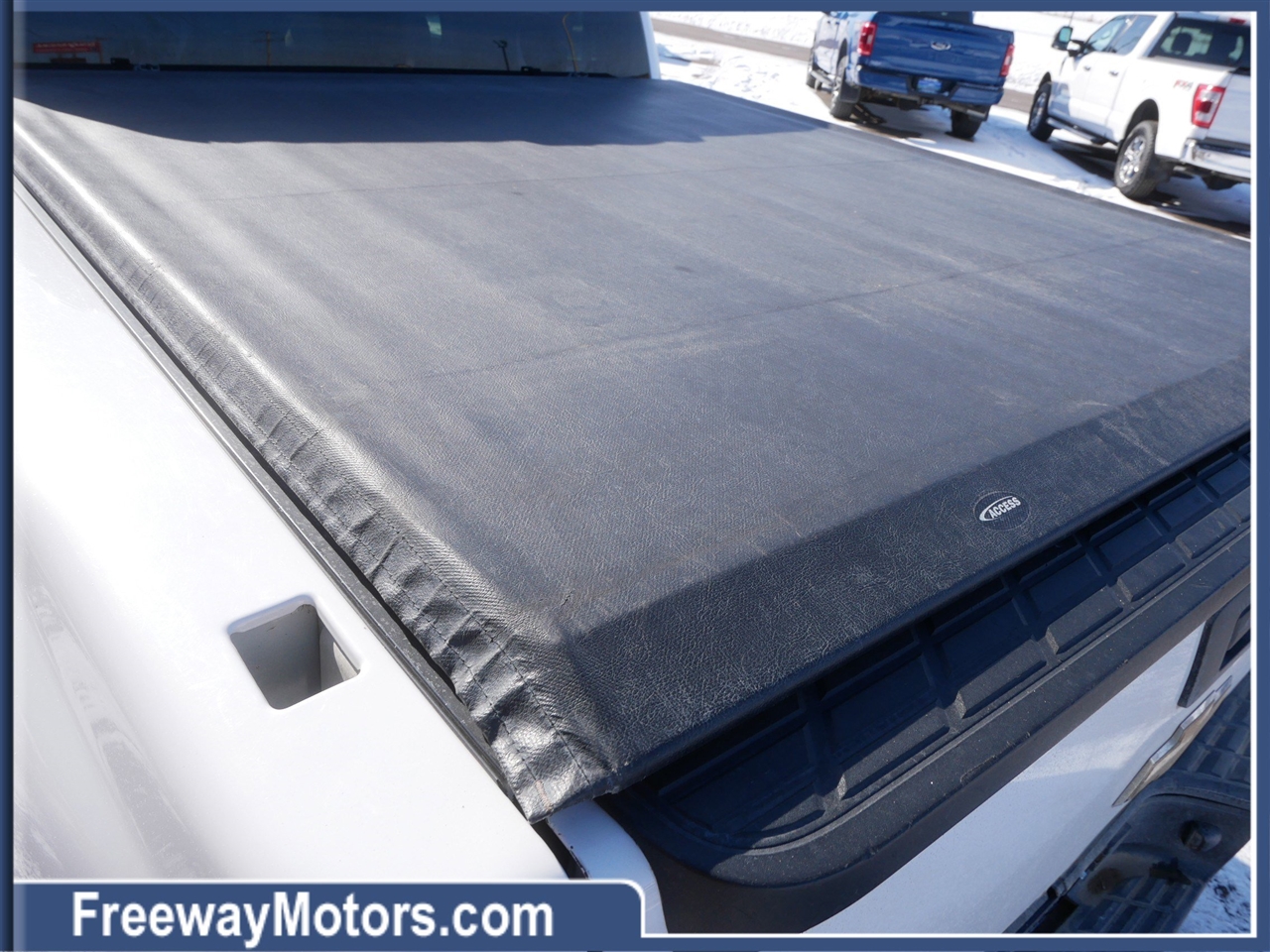 Chevrolet Silverado 1500 4WD Crew Cab 143.5" LT 2009