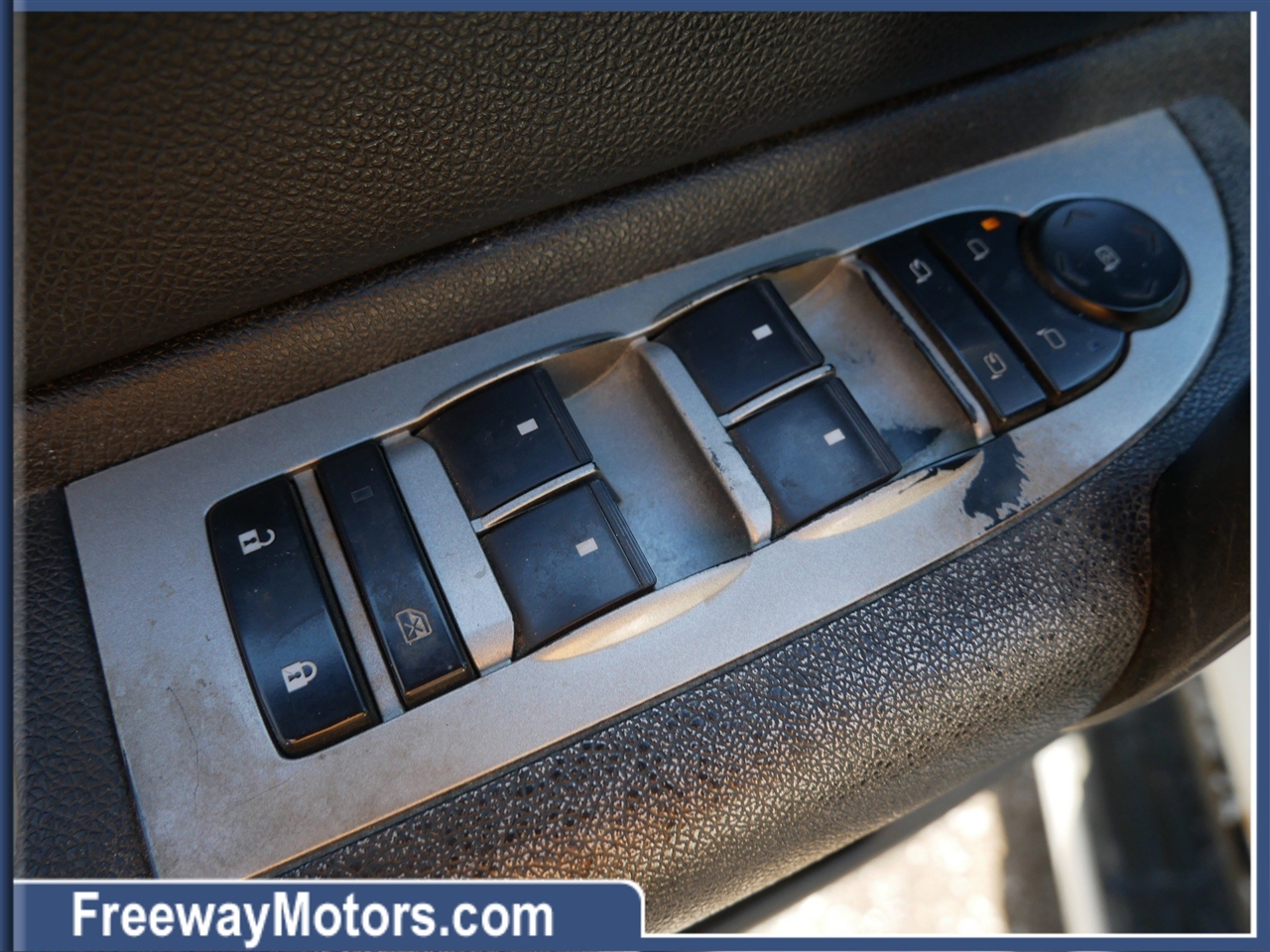 Chevrolet Silverado 1500 4WD Crew Cab 143.5" LT 2009