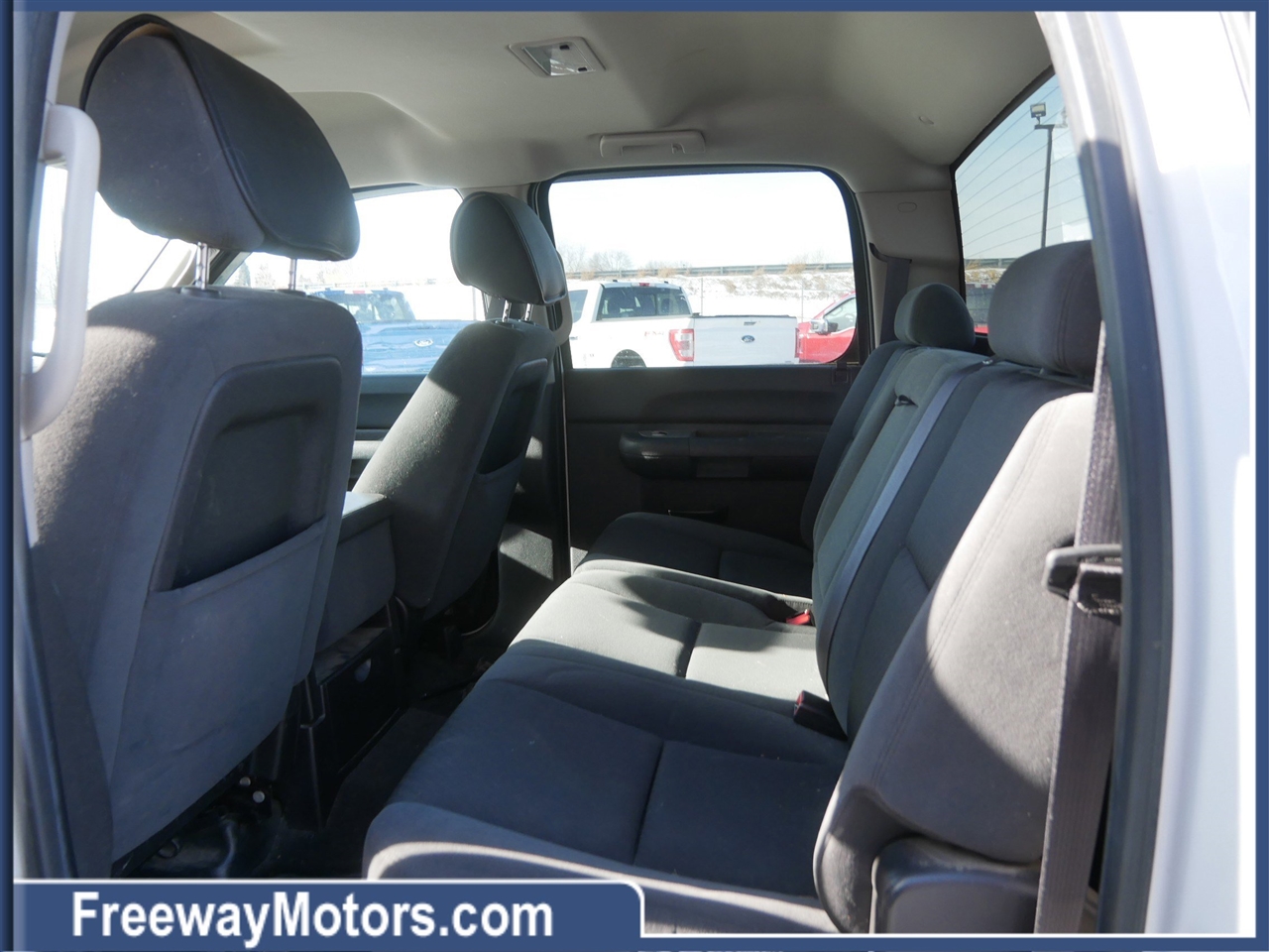 Chevrolet Silverado 1500 4WD Crew Cab 143.5" LT 2009