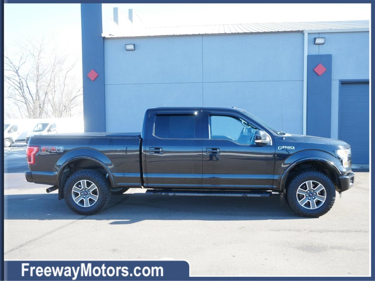 Ford F-150 4WD SuperCrew 157" Lariat w/HD Payload Pkg 2015