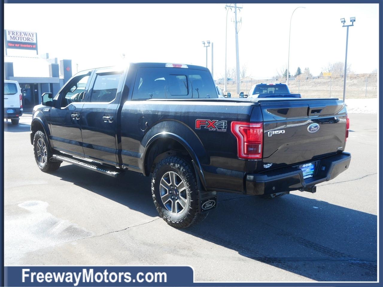 Ford F-150 4WD SuperCrew 157" Lariat w/HD Payload Pkg 2015