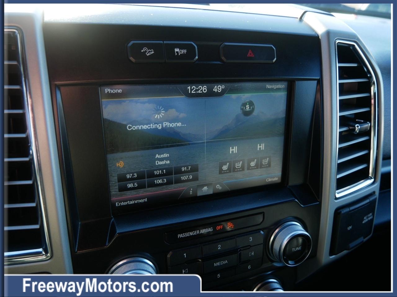 Ford F-150 4WD SuperCrew 157" Lariat w/HD Payload Pkg 2015