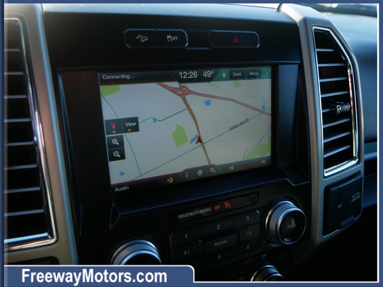 Ford F-150 4WD SuperCrew 157" Lariat w/HD Payload Pkg 2015