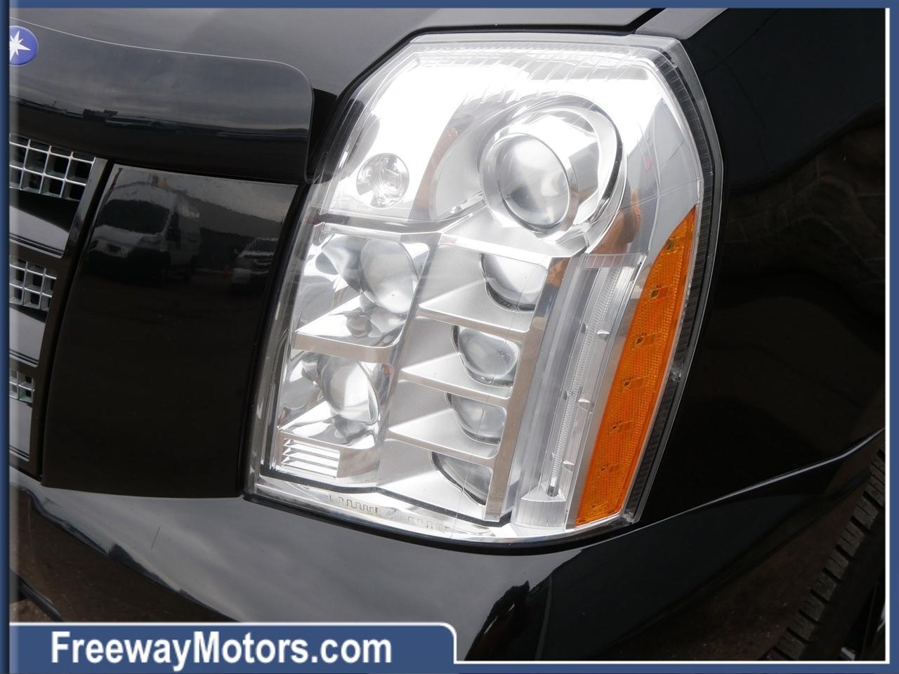 Cadillac Escalade ESV AWD 4dr Premium 2013